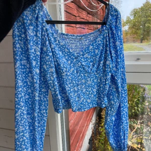 Söt blå topp - Söt topp som är perfekt till sommar