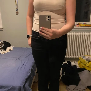 t shirt - t-shirt med u ringning aldrig använt