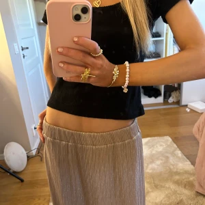 Glittrig långkjol  - Ljusrosa med glitter 