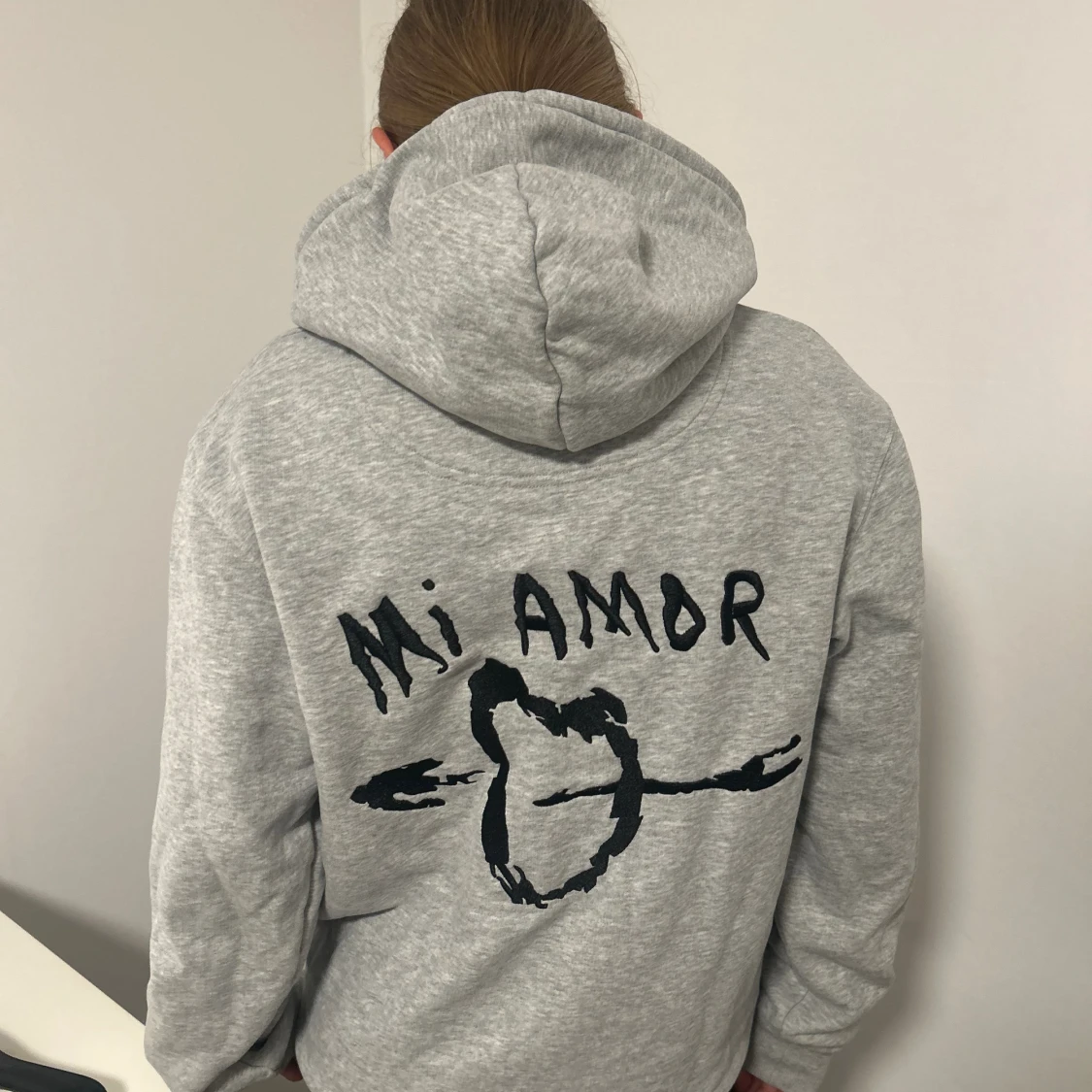 äkta mi amor hoodie - 90
