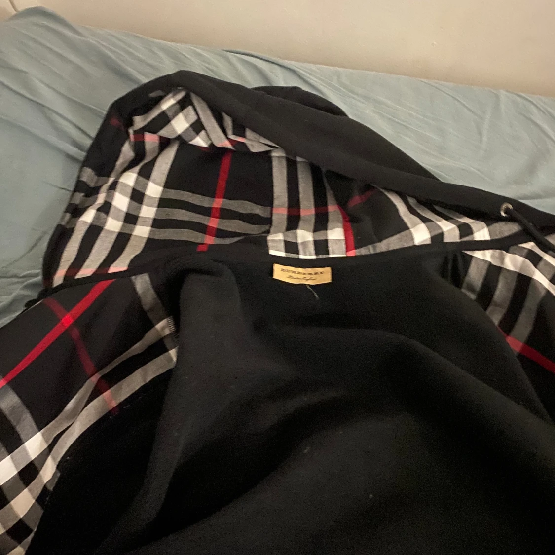 Burberry Zip Hoodie - 90