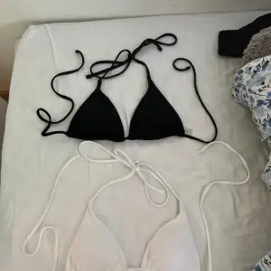 Två oanvända bikinitoppar i storlek S från Shein En svart och en vit