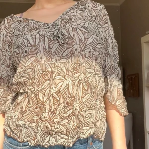 Vintage blus - vintage somrig blus i storlek 38❣️