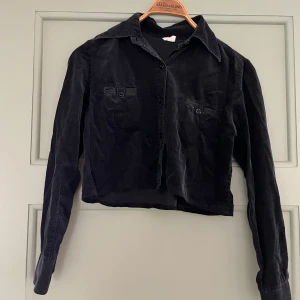 Manchester skjorta  - Vintage Manchester skjorta som jag croppat