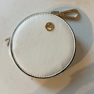 Vitt Plåbok Liten - Liten plånbok, Aldrig använd.