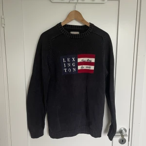 Märkes kläder - Det är i bra skick Strl M/L