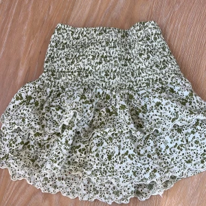 Den kända zara kjolen !! - Jättefin zarakjol som inte finns till salu!❤️ 