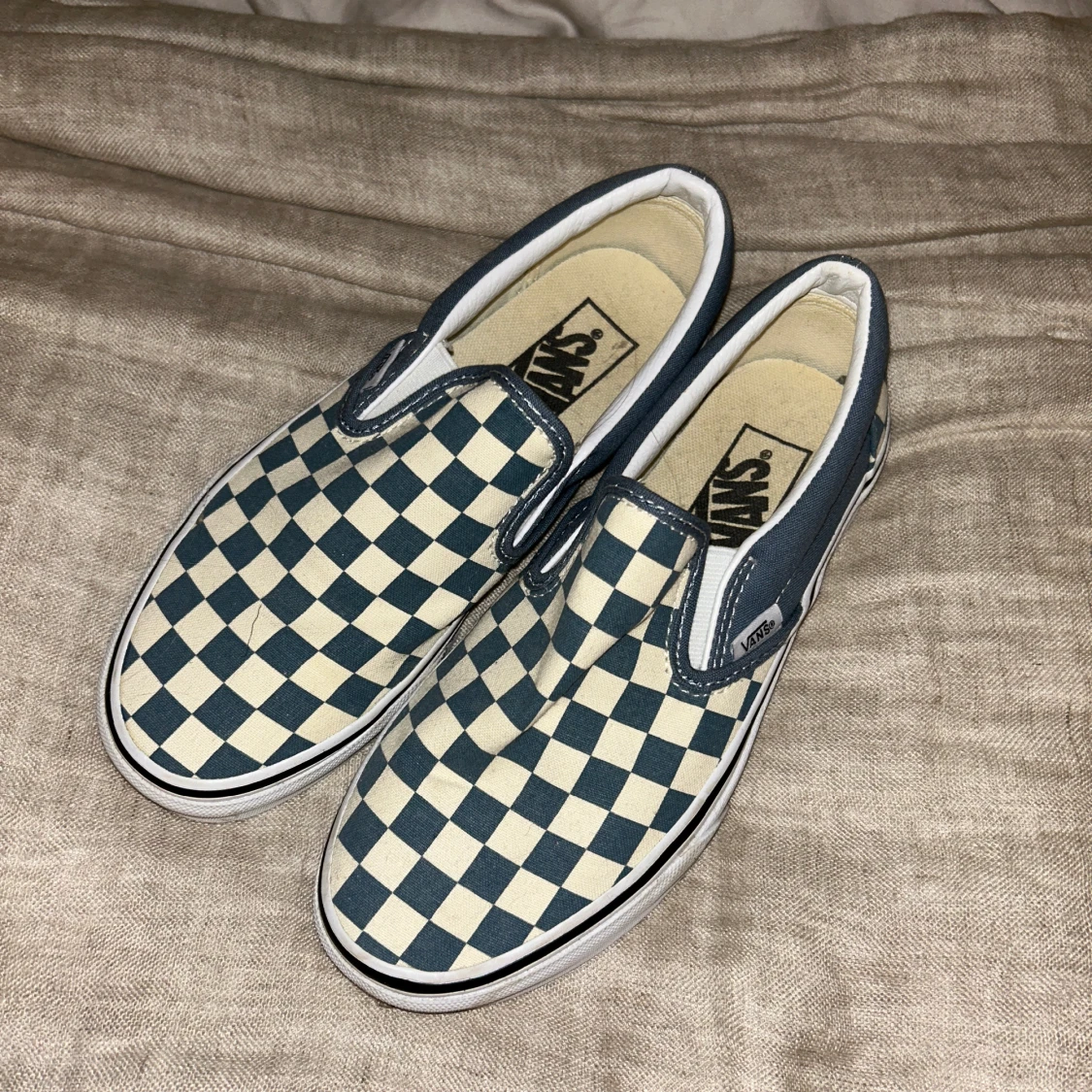 Vans 