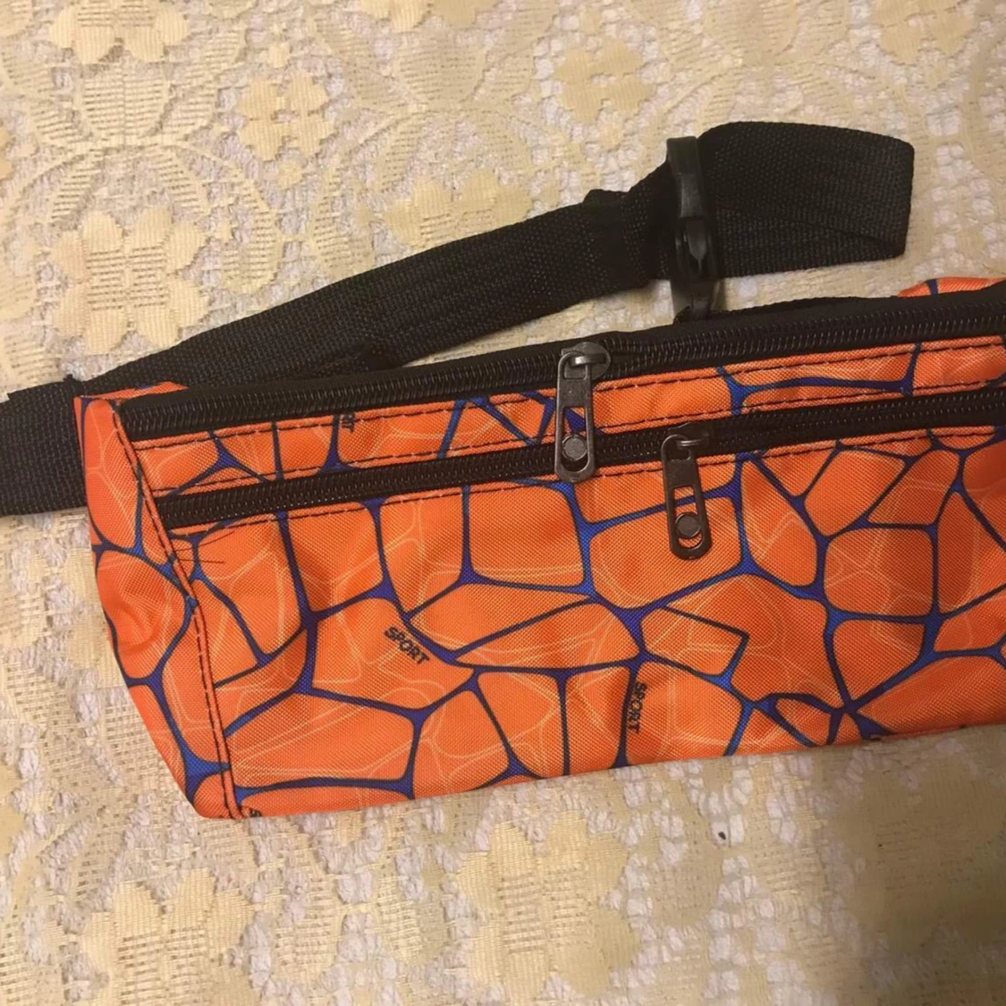 Multifunktion Midjeväska