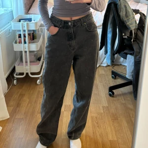 Wide leg jeans - kommer inte till användning längre🩷