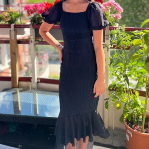 Säljer fin klänning  - Jätte snygg klänning passar till sommaren eller vardagar 