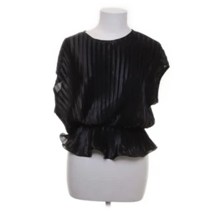 topp - volangtopp perfekt till fest strl S