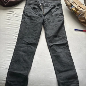 Levis jeans 511 - Pris går att diskutera 