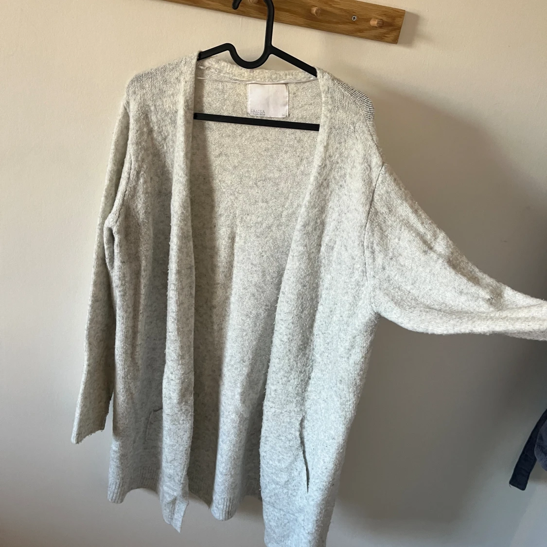 Ljusgrå cardigan - 90