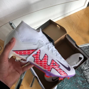 Fotbollsskor air Nike macurial - Helt ny oanvänd 