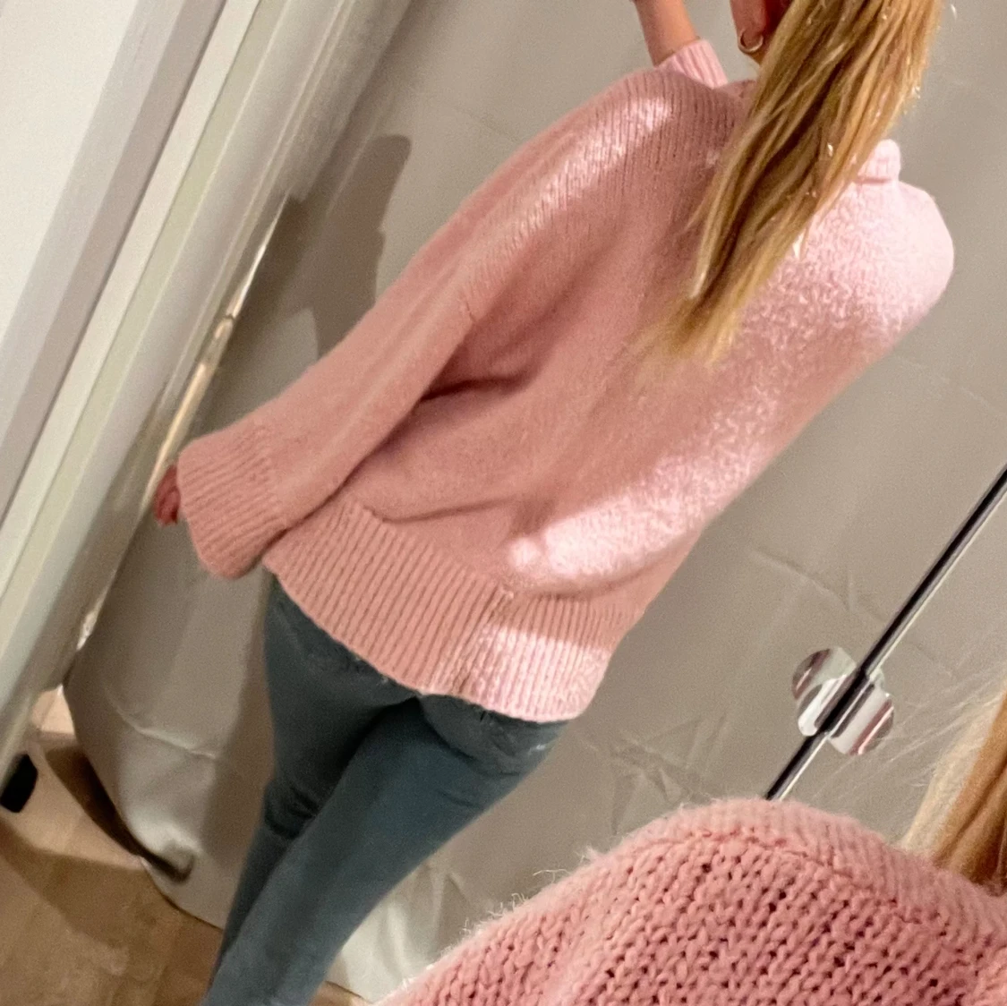 Rosa stickad tröja - 2