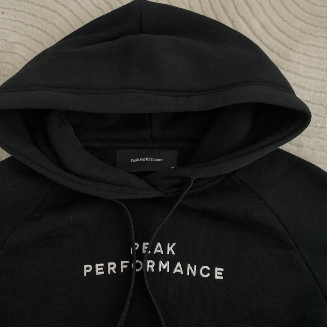 Peak performance hoodie - 90