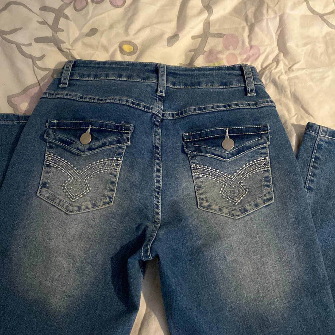 Secondhand Bootcut jeans orginal pris 500kr. Stockholm❤️ - 91