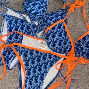 Dior bikini - Använd en gång då endast prövad säljer då de inte min stil (säljer ett set för 1000) 