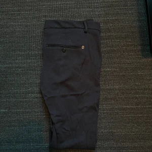 Dondup kostymbyxa - Storlek 31 Marinblåa