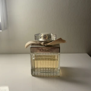 Chloé parfym - Mycket kvar, köpte för 1300kr