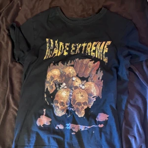 Drain t shirt - Asfet tisha med made extreme tryck utan lappar