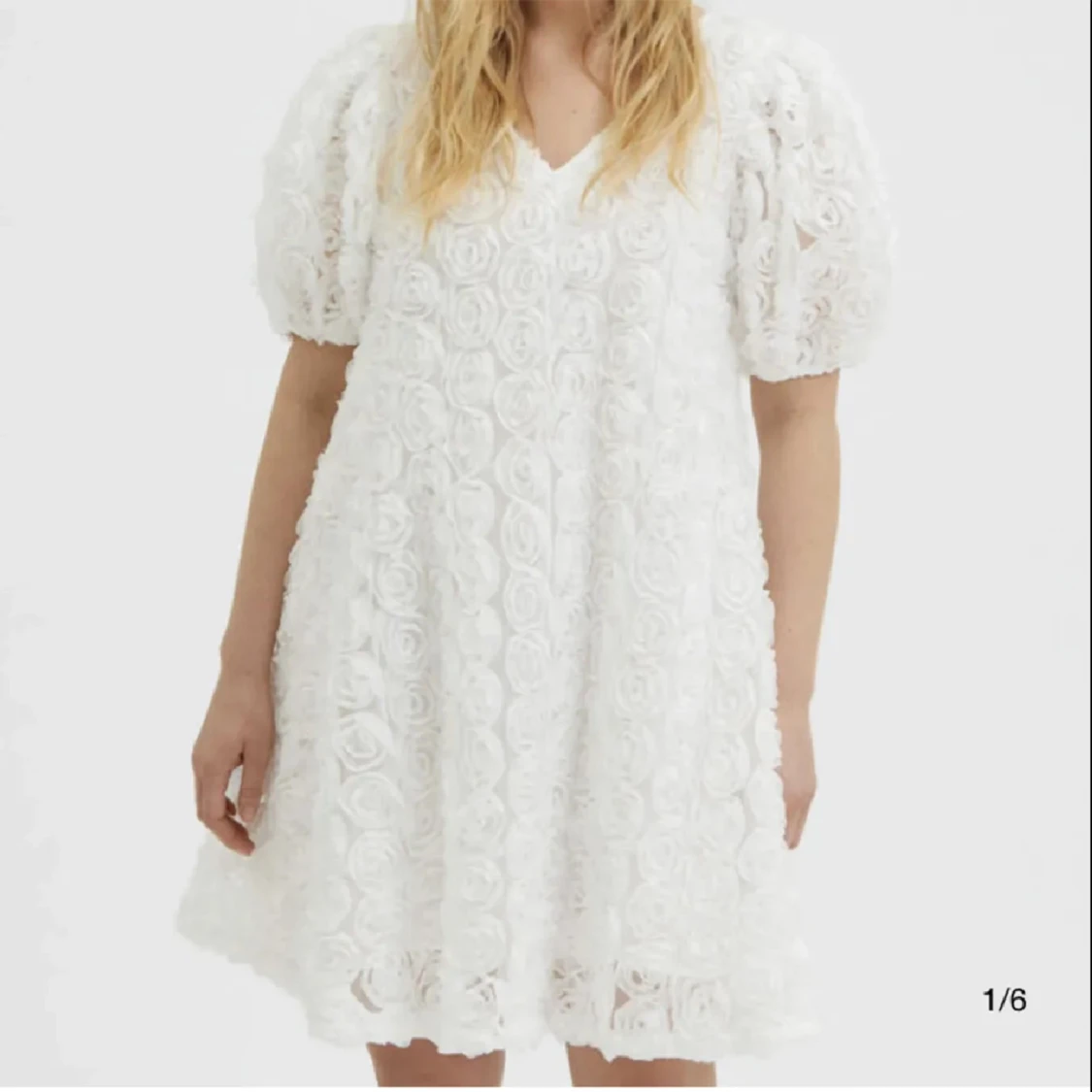 Vit studentklänning