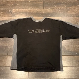 Vintage Calvin Klein - Vintage calvin klein tjocktröja