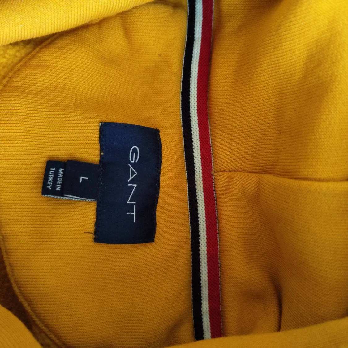 Yellow Gant hoodie  - 91