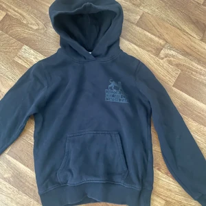 Tiger of Sweden hoodie - Svart tiger of Sweden hoodie, storlek xs i nyskick använd 1-2 gånger