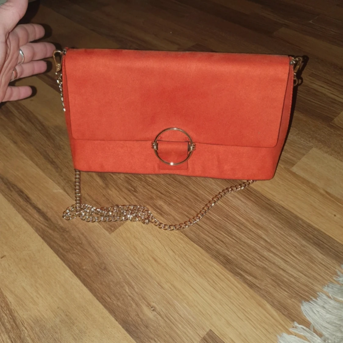 Röd/korall väska