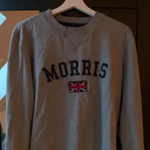 Grå Morris tröja i storlek S🩶