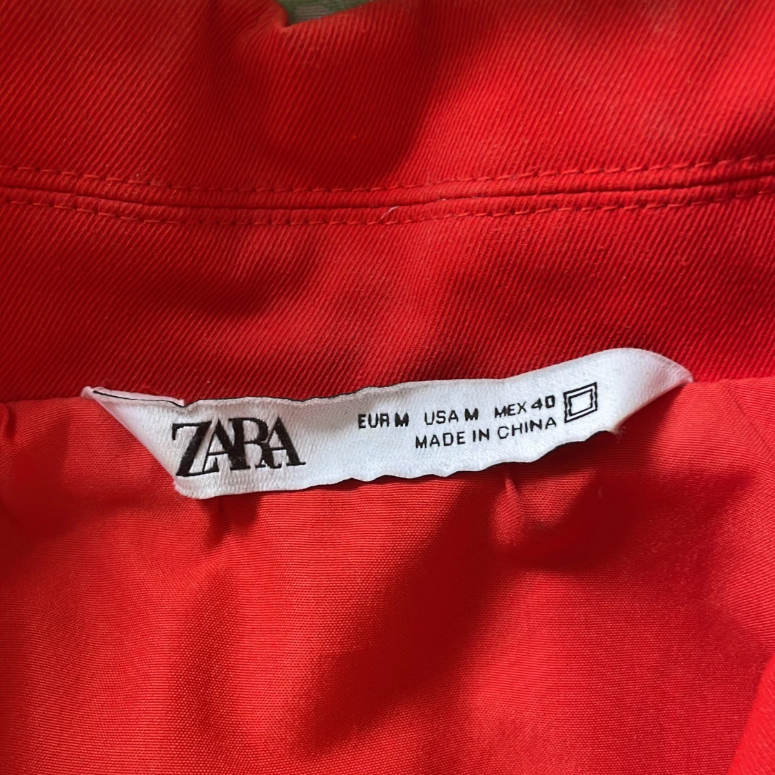 Röd Zara jacka vattentät - 90