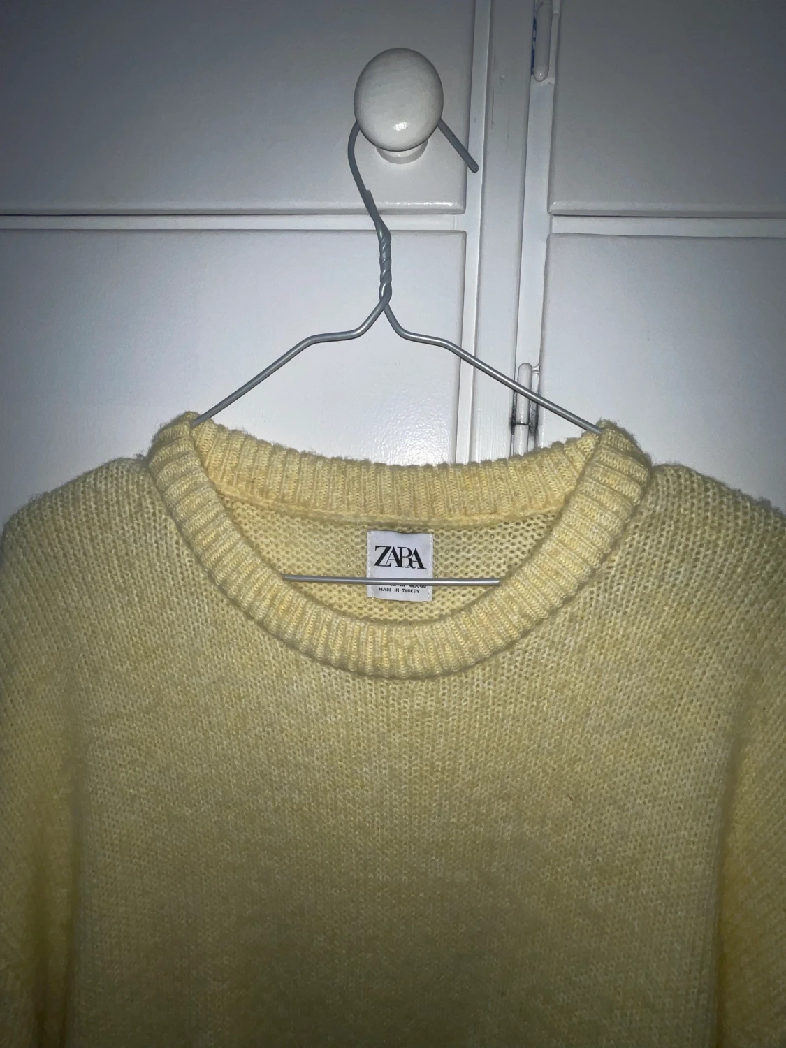 Zara gul stickad tröja - 90