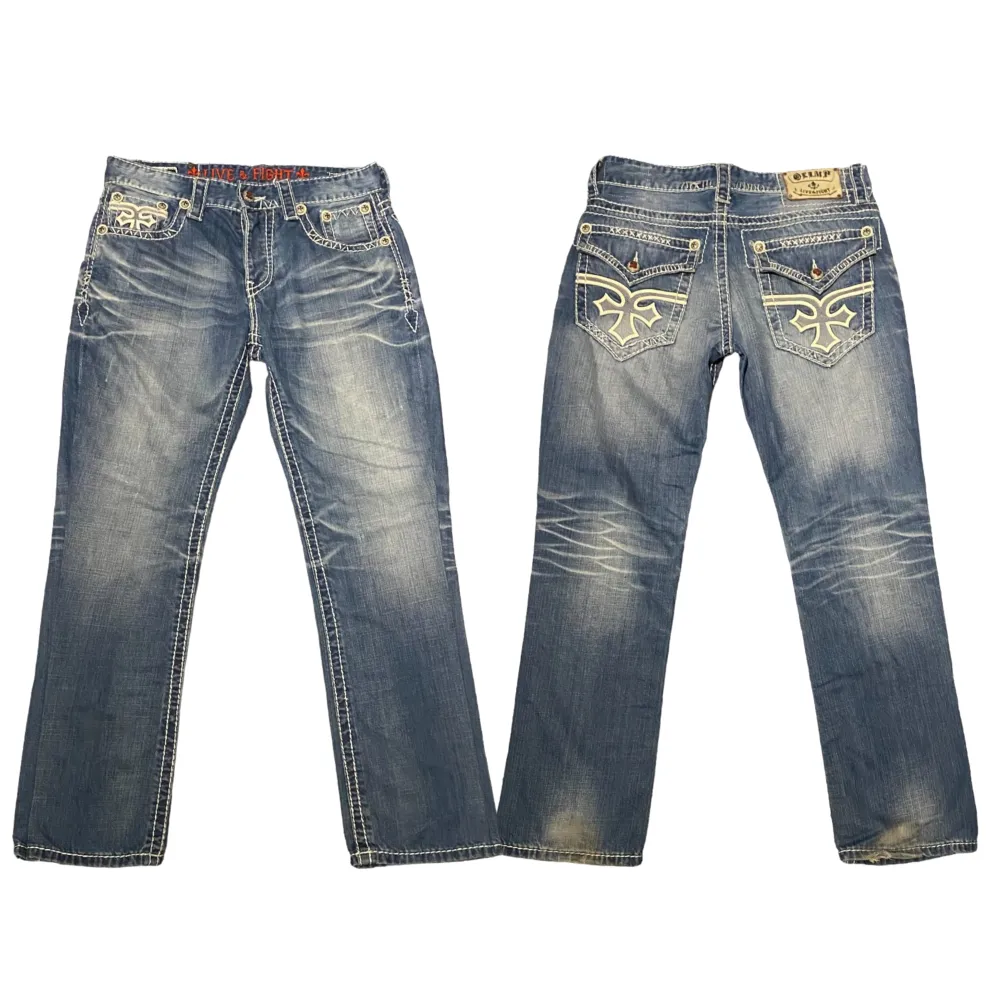 As Feta Bootcut Olimp Live and Fight Jeans 🐦Dessa är relativt sällsynta, inte Jeans man ser varje dag direkt 🐦  Storlek W33, L32, Dorian Fit Bootcut 🐦 Kom dm För ytterligare frågor och bud 🙌. Jeans & Byxor.
