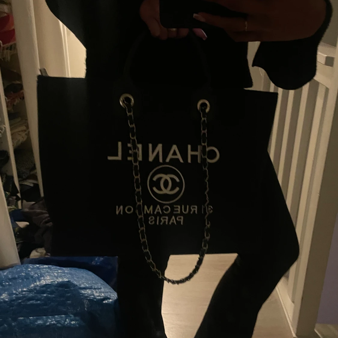 Svart stor väska - 93