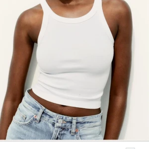 Ribbat linne - Populära rinbade linnet från zara som jag har dubbelt av. 