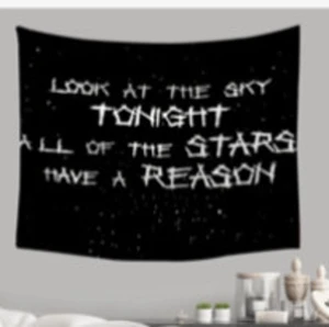 Lilpeep - Jättefin. Haft på väggen bara.  Från Shein. Skriv om ni vill ha bild.