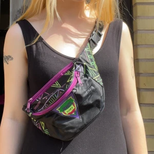 Fanny pack / magväska - Snygg magväska, köpt på Episode i Danmark