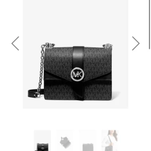 michael kors INTRESSEKOLL - En super fin michael kors väska som ej kommer til användning längre, är i super fint skick lite ”rost” på knappen man vrider på för att öppna väskan men inget mer en det! Nypris runt 3000, hade tänkt 1600 för den då den ej är mycket använd!🤗