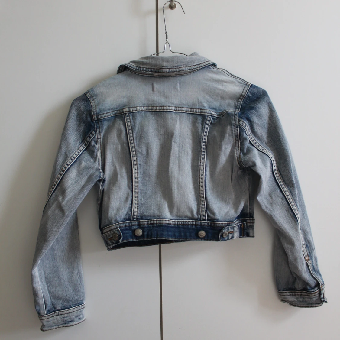 Croppad jeansjacka - 90