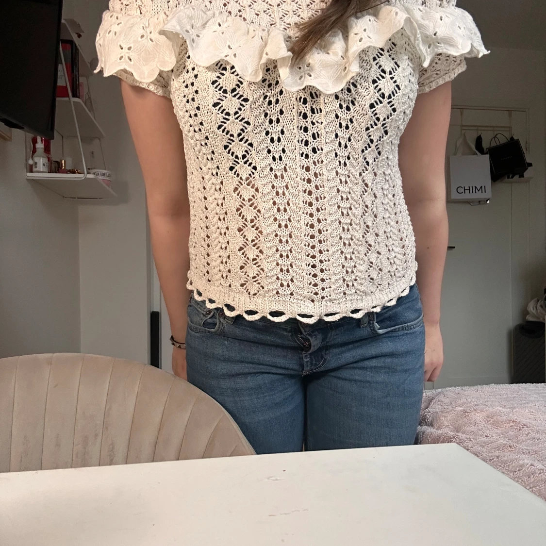 Zara topp med voulanger  - 90