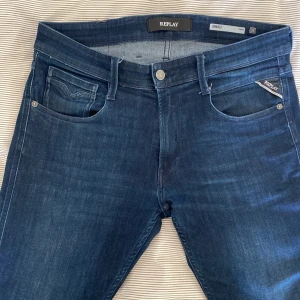 Replay Anbass - 31 : 32 och i mycket bra skick. Pris kan diskuteras.