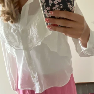 Vit blus!💗 - Använd få gånger!💗