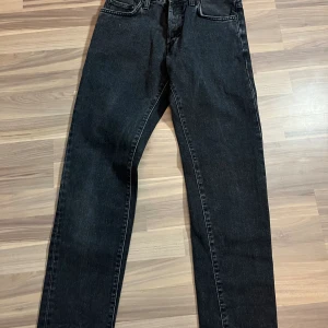 Carhartt jeans sz W28 L32 - Carhartt jeans i bra skick inköpta från en bulk buy order, straight fit