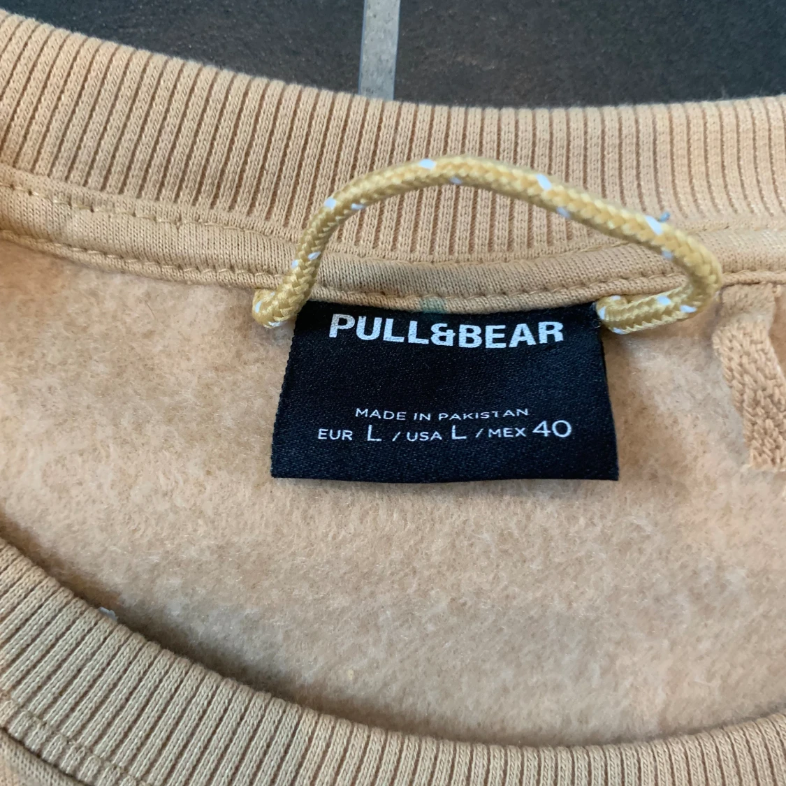 Pull & bear sweatshirt  - 91