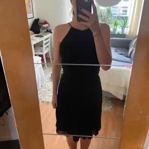 Fin svart klänning 
