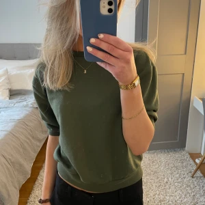 Grön tröja - Jätte fin grön tröja💚