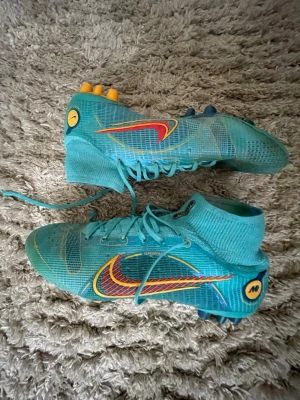 Nike Mercurial Superfly Elite - Nike Mercurial Superfly Elite, använda men har inga tydliga defekter och mycket mer att ge!