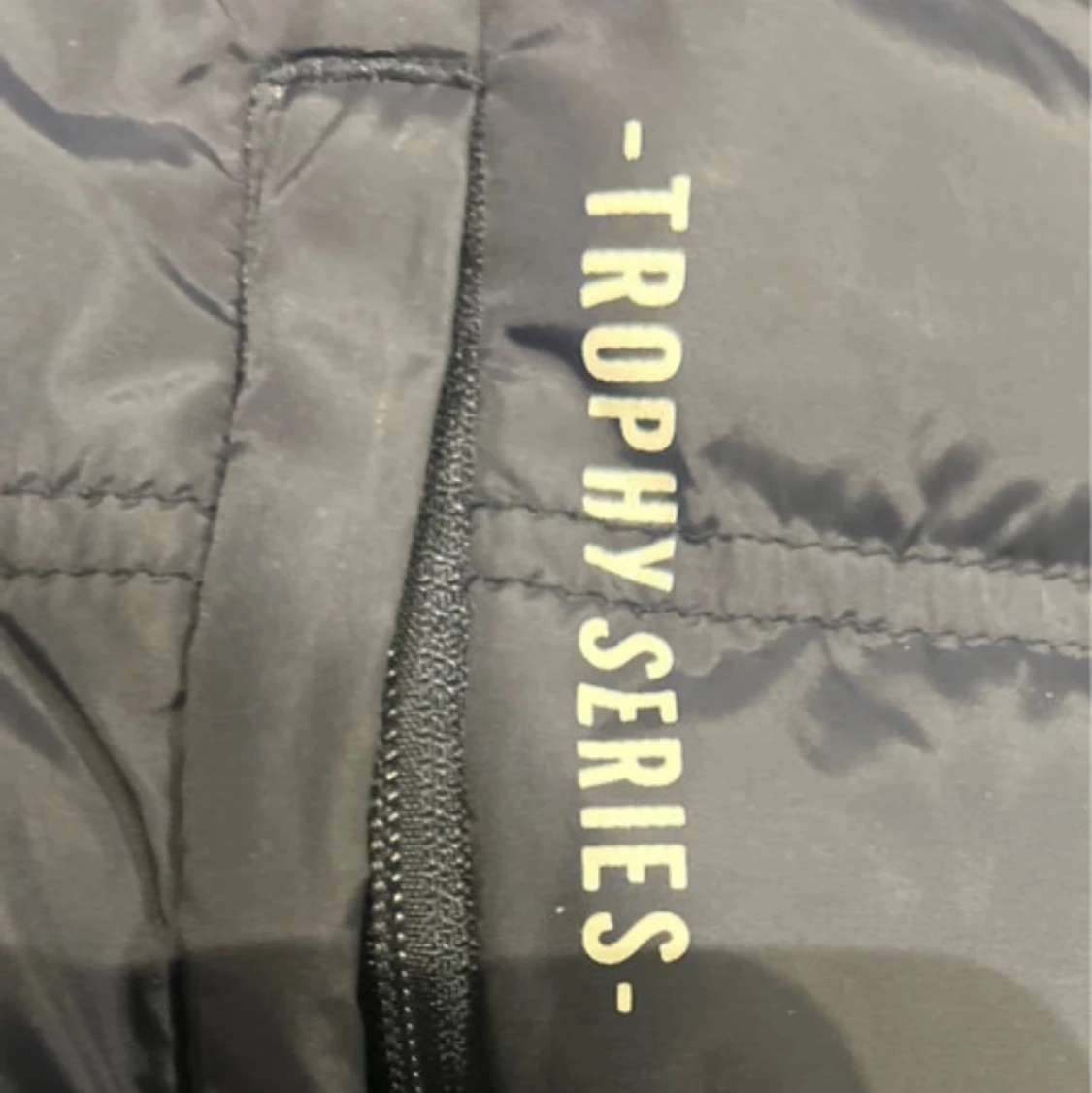 Mörkblå dunjacka från Vinson Polo - 3